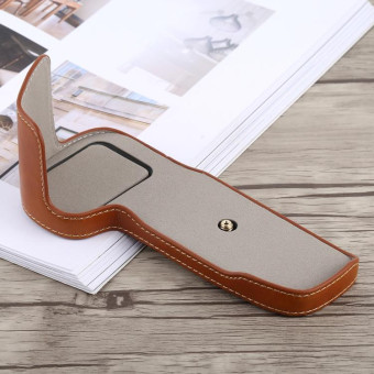 1/4 inch Thread PU Leather Camera Half Case Base for Canon EOS 5D Mark IV / 5D Mark III(Brown)