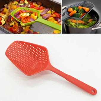 Plastic Drain Shovel Strainers Water Leaking Shovel Kitchen Cooking Ice Shovel Colander(Red)