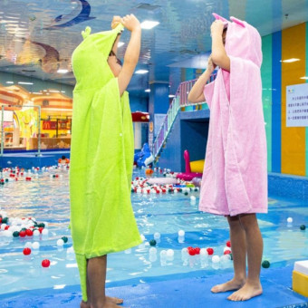 Cotton Cloak Home Bathroom Lengthen Children Wearable Bath Towel 70 cm(Blue Shark DP19S-6)