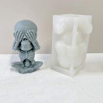 Skull Candle Silicone Mould Aromatherapy Ornament Mould(Skeleton Covering Eyes)