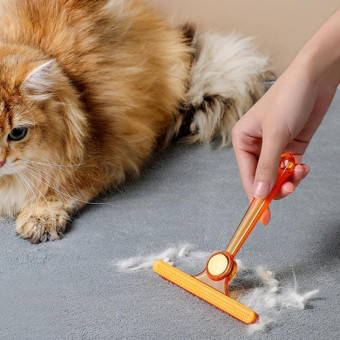 Pet Hair Removal Brush Household Sticky Hair Cleaner(Green)