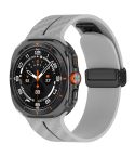 For Samsung Galaxy Watch Ultra 47mm Carbon Fiber Magnetic Folding Buckle Silicone Watch Band(Gray Black)