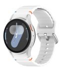 For Samsung Galaxy Watch 7 40 / 44mm Wavy Grain Stitched Silver Buckle Silicone Watch Band(White)