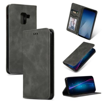 Retro Skin Feel Business Magnetic Horizontal Flip Leather Case for Samsung Galaxy A8 Plus 2018 (Dark Gray)