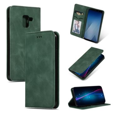 Retro Skin Feel Business Magnetic Horizontal Flip Leather Case for Samsung Galaxy A8 Plus 2018 (Army Green)